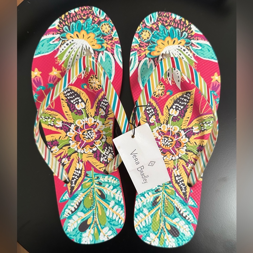 Vera Bradley Women's Flip Flop in Pattern Rumba Size Medium (7-8) NWT